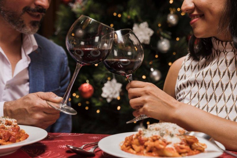 Rotwein zu Weihnachten und großen Festen: So gelingt das richtige Menü