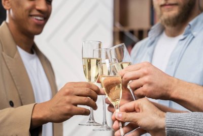 ¿De dónde es originario el champagne?