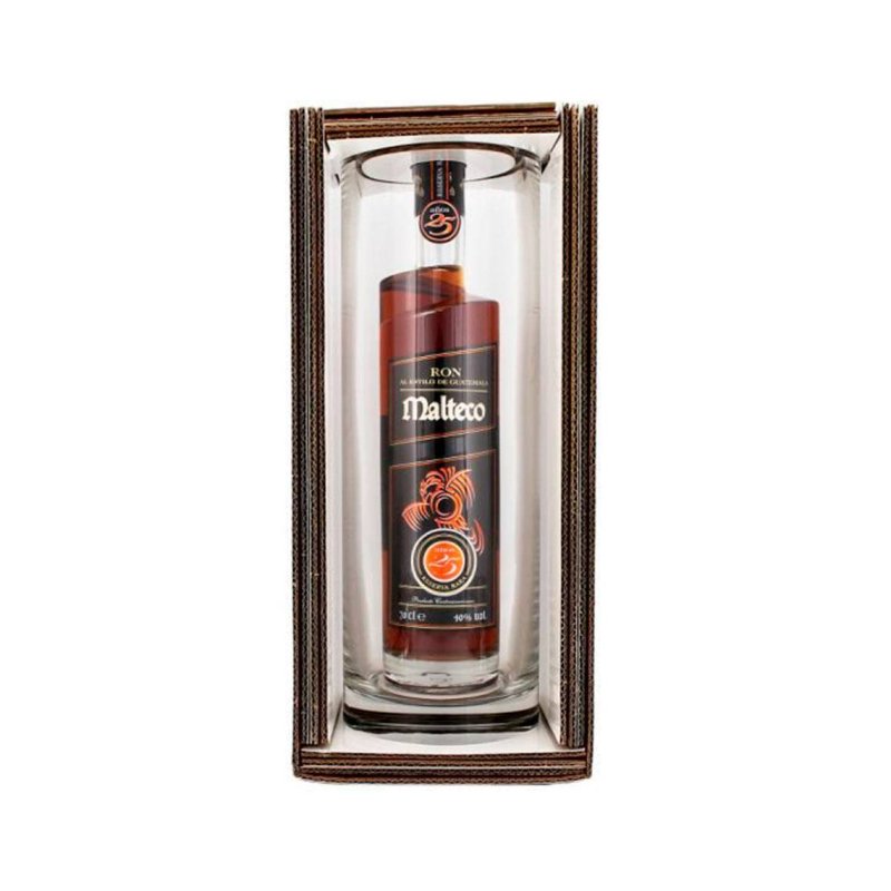 Malteco 25 Years 70cl. + Crystal Glass